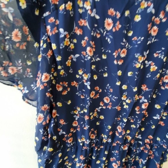 Blue Floral Flutter Sleeve Faux Wrap Dress Plus 2X - Picture 7 of 8